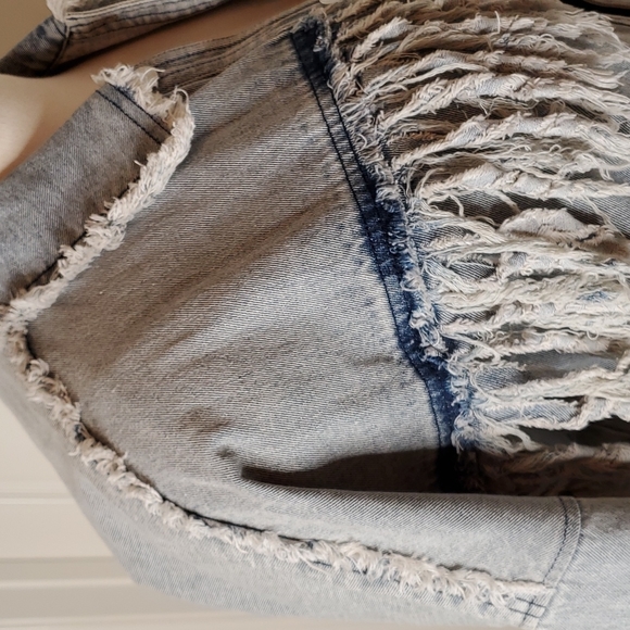 Entro Anthropologie Guest Brand Boho Fringe Shacket Jacket - Picture 6 of 12